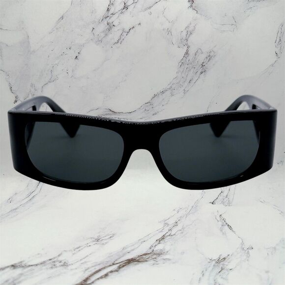 New VERSACE Sunglasses - Picture 4 of 12